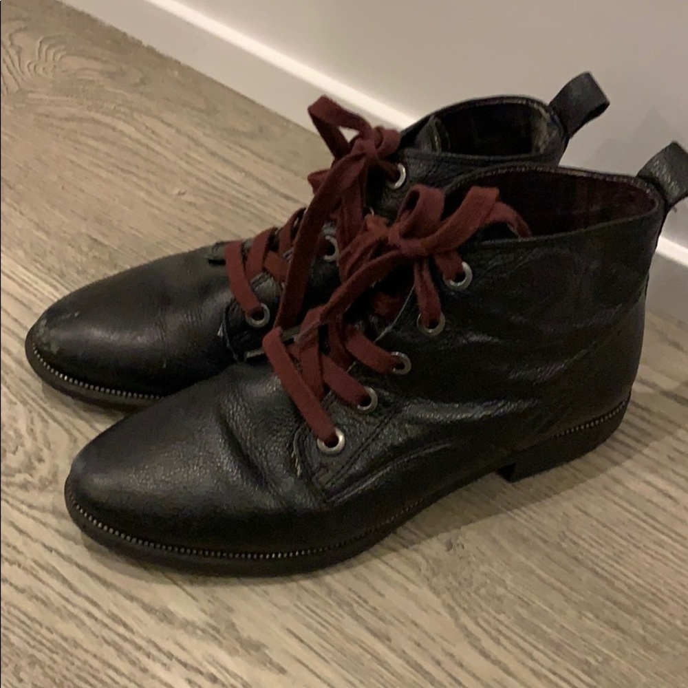 Circus by Sam Edelman Black Leather Booties